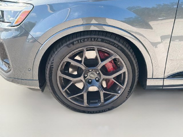 Used 2025 Audi SQ7 Prestige AWD/4WD image 42
