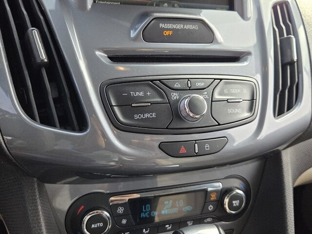 Used 2016 Ford Transit Connect Titanium FWD image 24