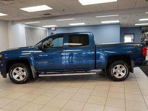Used 2018 Chevrolet Silverado 1500 LT w/ All Star Edition image 2