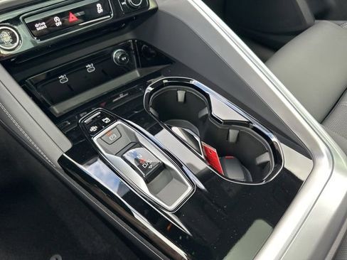 New 2025 Audi Q5 Premium Plus image 28
