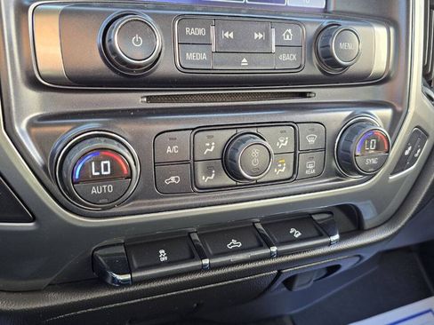 Used 2015 Chevrolet Silverado 2500 LT AWD/4WD image 19