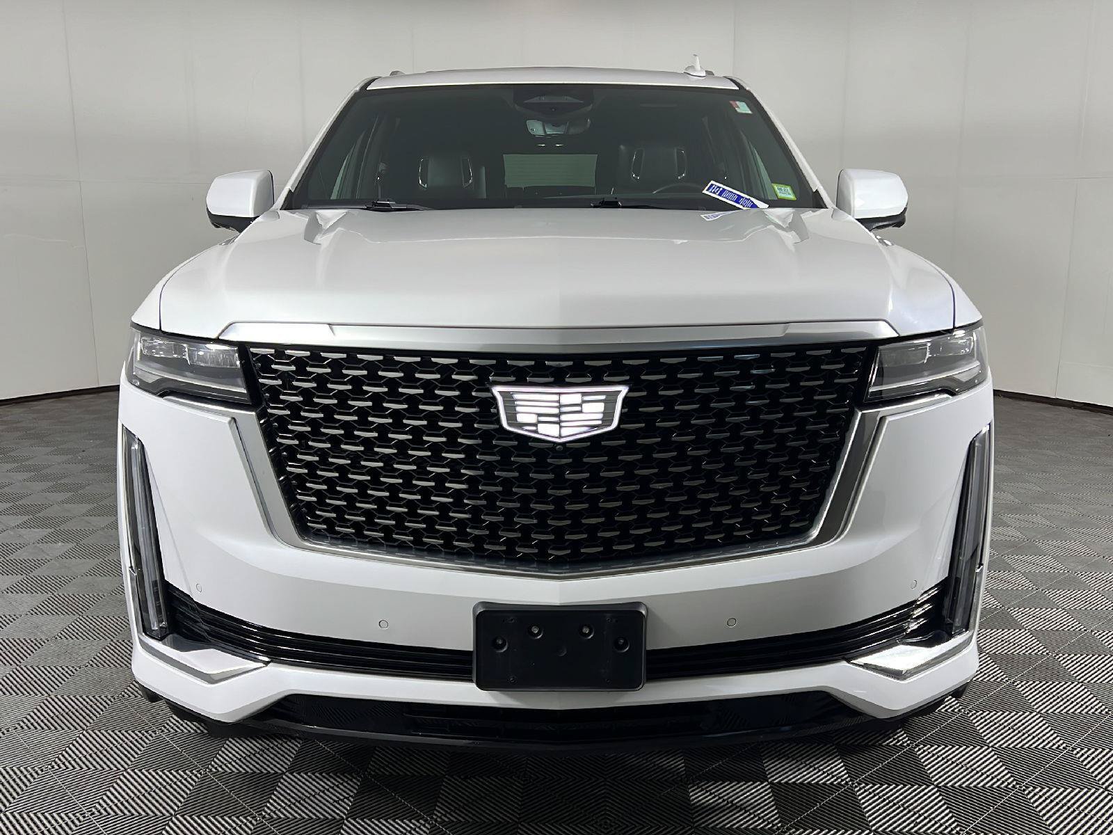 Used 2023 Cadillac Escalade ESV Premium Luxury AWD/4WD image 13
