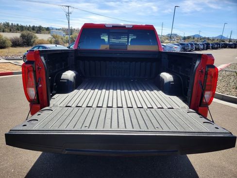 Used 2020 GMC Sierra 1500 Elevation w/ Elevation Value Package image 14