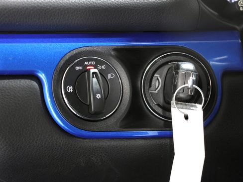 Used 2014 Porsche Cayman RWD image 39