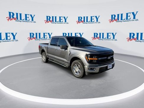 Certified 2024 Ford F150 XLT w/ Mobile Office Package image 4