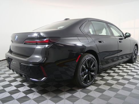 New 2026 BMW i7 xDrive60 w/ Executive Package AWD/4WD image 3