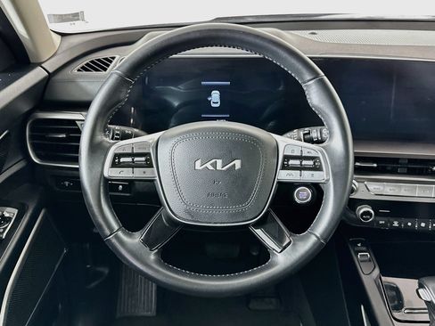 Used 2025 Kia Telluride S AWD/4WD image 18