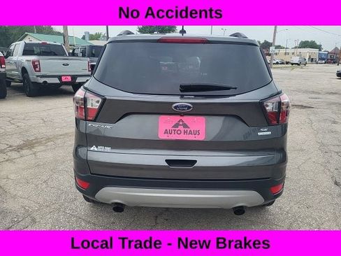 Used 2017 Ford Escape SE w/ Equipment Group 201A FWD image 17