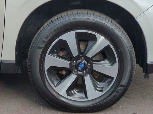 Used 2017 Subaru Forester 2.5i Limited image 10