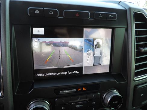 Used 2019 Ford F150 Raptor w/ Equipment Group 802A Luxury image 12