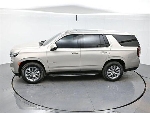 Used 2023 Chevrolet Tahoe LT w/ Luxury Package image 41