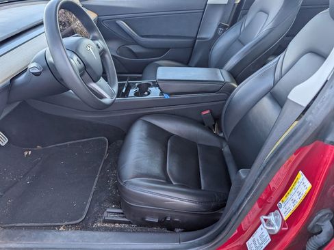 Used 2020 Tesla Model 3 Performance image 9