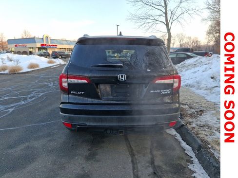 Used 2020 Honda Pilot Black Edition image 5