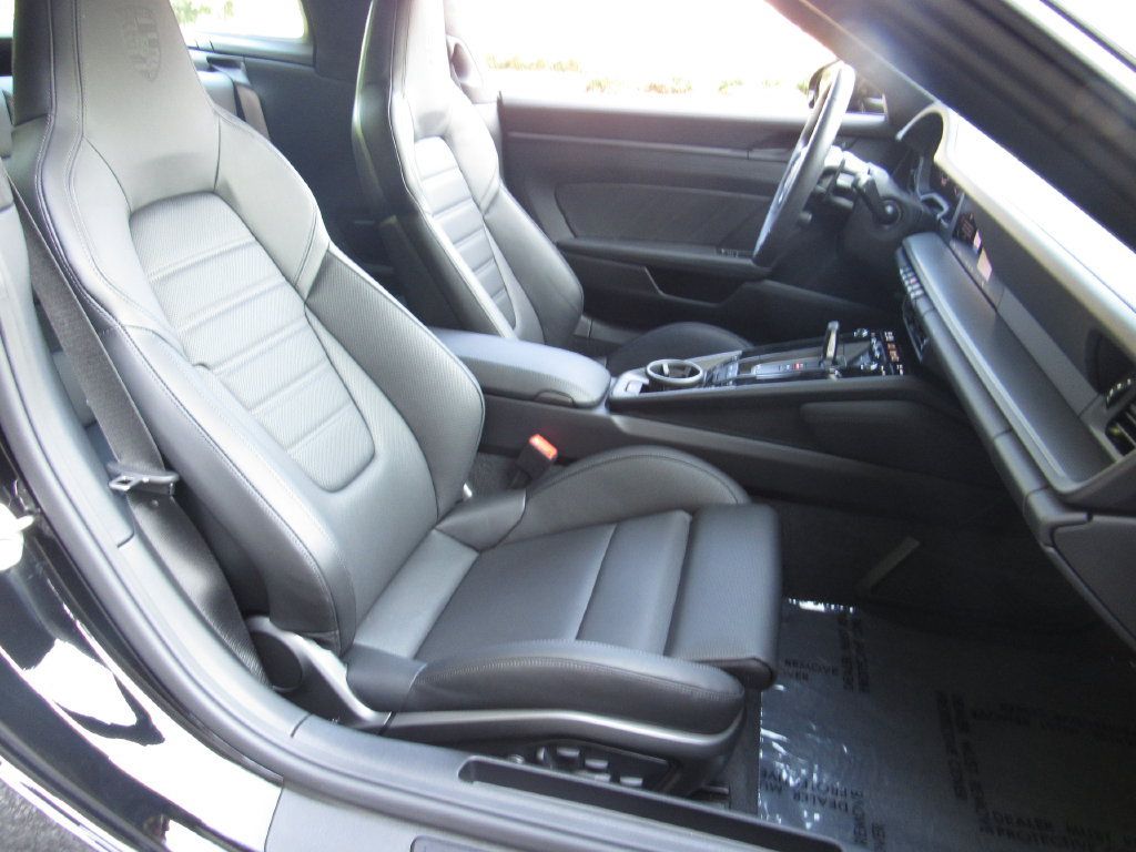 Certified 2026 Porsche 911 Targa 4 GTS AWD/4WD image 23
