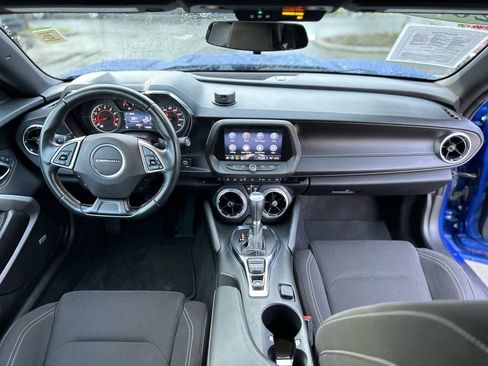 Used 2021 Chevrolet Camaro LT w/ RS Package image 22