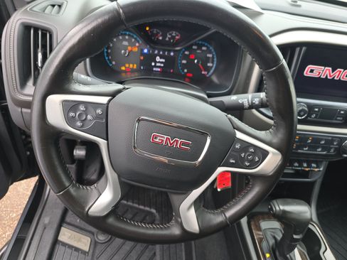 Used 2019 GMC Canyon SLE w/ Driver Alert Package image 17
