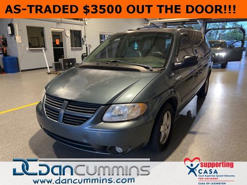 Used 2005 Dodge Grand Caravan SXT w/ Leather Interior Group image 1