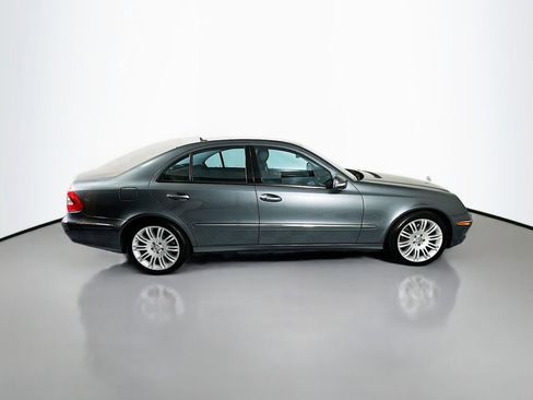 Used 2008 Mercedes-Benz E 350 4MATIC Sedan image 8