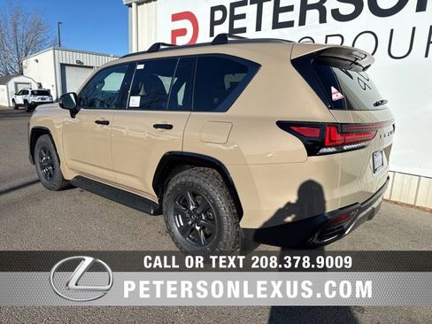 New 2026 Lexus RX 450h AWD image 33