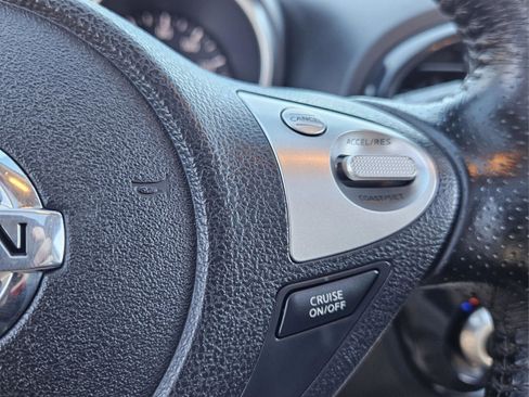 Used 2014 Nissan Juke SL image 24