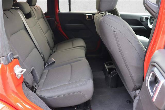 Used 2021 Jeep Wrangler Unlimited Sahara w/ Safety Group AWD/4WD image 25