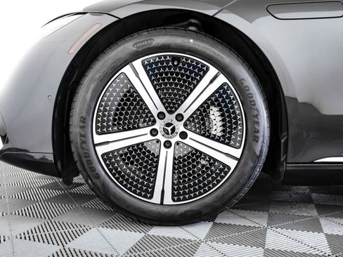 Certified 2023 Mercedes-Benz EQS 450+ Sedan image 4