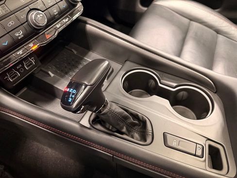 Used 2025 Dodge Durango R/T AWD/4WD image 38
