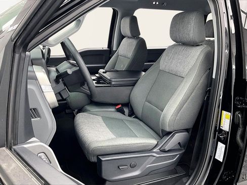 Used 2025 Ford F350 XLT w/ Tremor Off-Road Package image 26