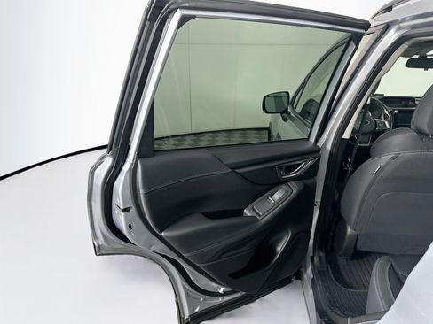 Used 2019 Subaru Forester Premium w/ All-Weather Package AWD/4WD image 25