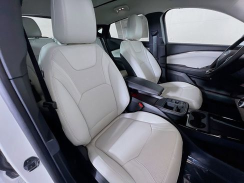 New 2026 Ford Mustang Mach-E Premium image 18