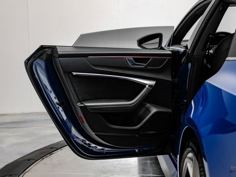 Used 2024 Audi RS 7 Performance w/ Executive Package image 88