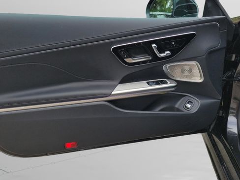 Certified 2026 Mercedes-Benz CLE 300 4MATIC Coupe image 7
