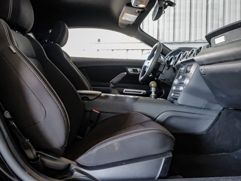 Used 2019 Ford Mustang Coupe image 31