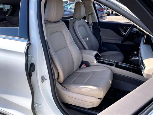 Used 2024 Lincoln Corsair Grand Touring w/ Equipment Group 301A image 16