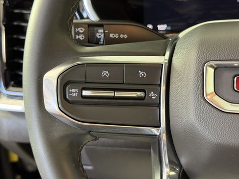 Used 2024 GMC Canyon Elevation w/ Convenience Package image 24