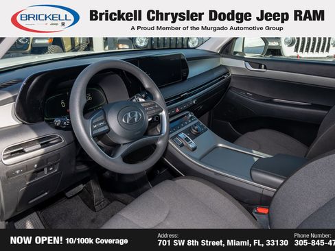 Used 2025 Hyundai Palisade SE image 14