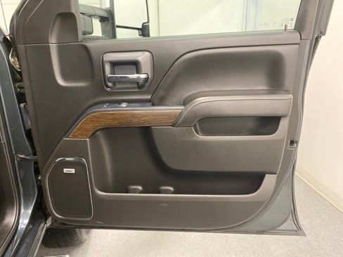 Used 2018 GMC Sierra 2500 Denali w/ Duramax Plus Package image 33