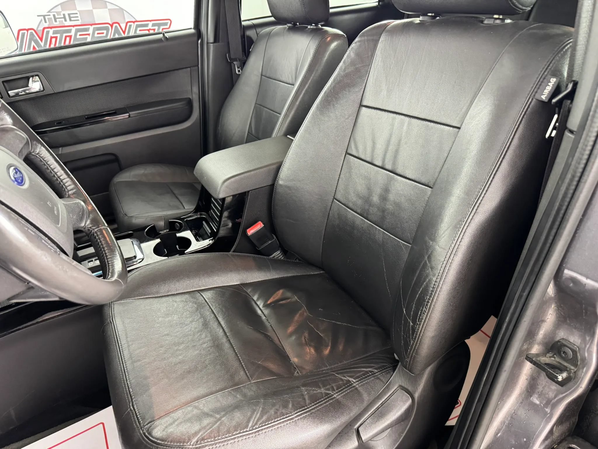 Used 2010 Ford Escape Limited AWD/4WD image 30