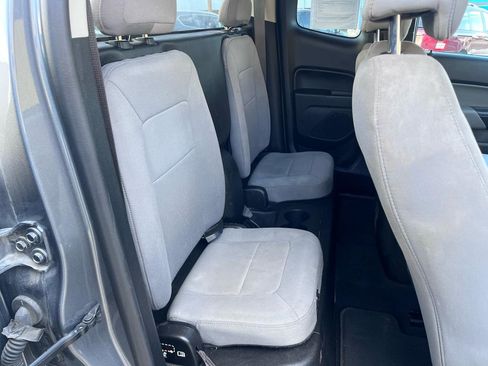 Used 2020 Chevrolet Colorado W/T w/ WT Convenience Package image 13