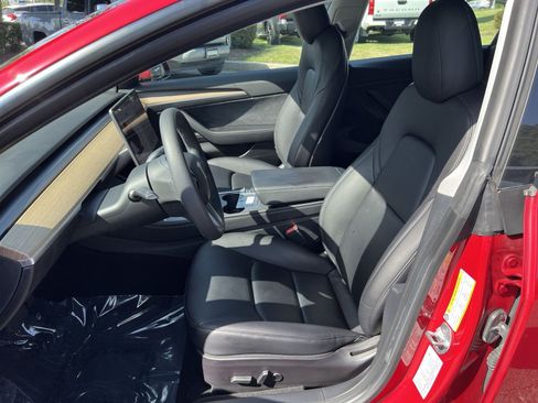 Used 2021 Tesla Model 3 Standard Range Plus RWD image 13