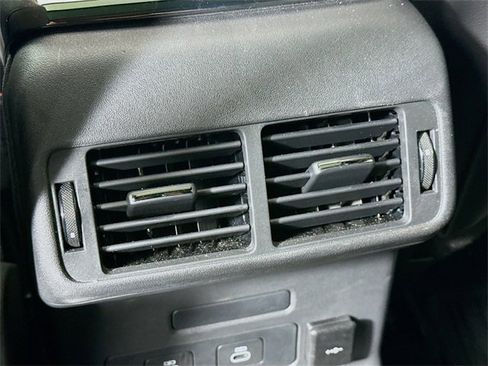 Used 2026 Land Rover Range Rover Velar S image 27