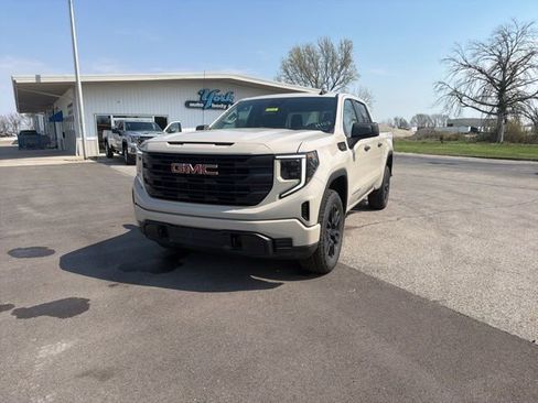 New 2026 GMC Sierra 1500 Pro image 2