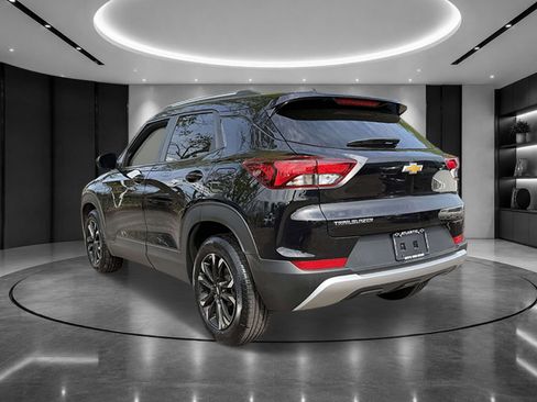Certified 2023 Chevrolet TrailBlazer LT FWD image 3
