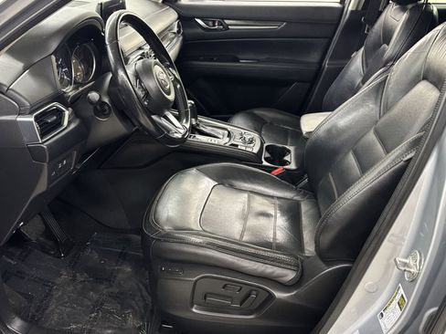 Used 2018 MAZDA CX-5 Grand Touring image 2