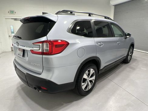Used 2024 Subaru Ascent Premium w/ Convenience Package AWD/4WD image 8