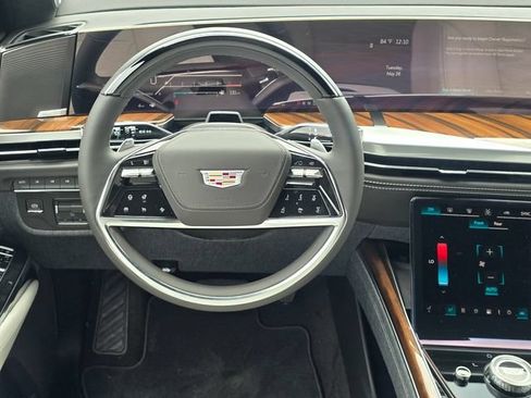 New 2026 Cadillac Escalade Platinum Sport AWD/4WD image 17
