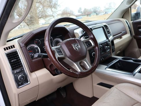 Used 2015 RAM 2500 Laramie w/ Cold Weather Group image 15