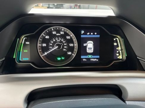 Used 2020 Hyundai Ioniq Blue FWD image 21