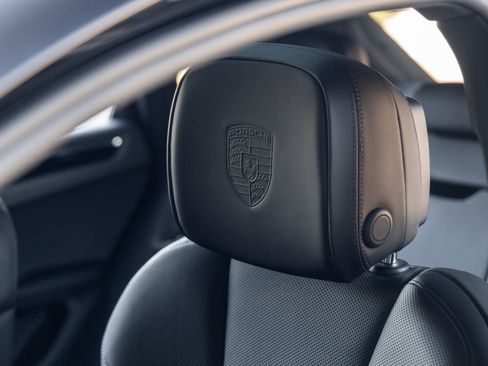 Certified 2026 Porsche Macan S AWD/4WD image 26