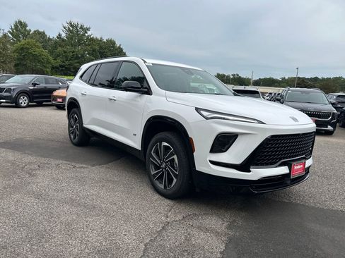 New 2026 Buick Enclave Sport Touring w/ Power Package image 8